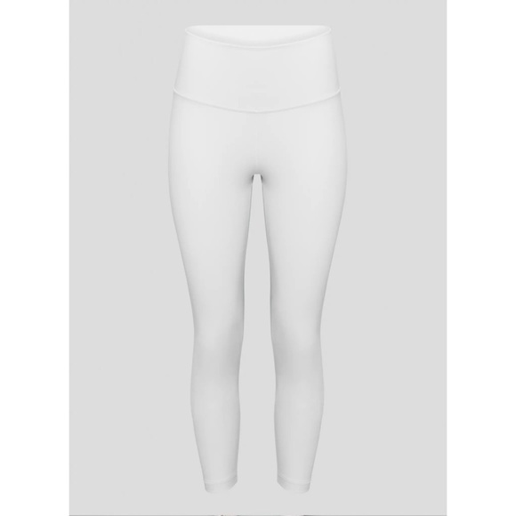 Aritzia - TnaBUTTER Atmosphere Hi-Rise 7/8 Legging - Picture 2 of 4